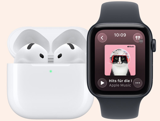 AirPods neben einer Apple Watch.