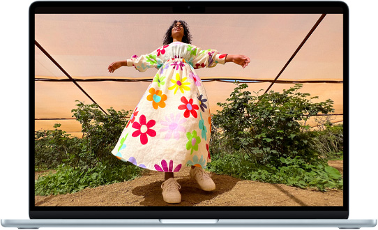 15-tolline MacBook Air, millel on näha Liquid Retina&nbsp;ekraan