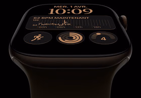 Apple Watch Series 12, boîtier en aluminium, bronze sombre, cadran Modulaire, complications : jour et date, Exercices, anneaux Activité, Apple Music, côté droit, Digital Crown, Bracelet Sport, olive