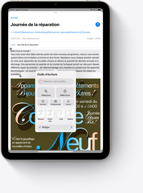 Un iPad mini montre les Outils d’écriture dans Mail, une nouvelle fonctionnalité Apple Intelligence.