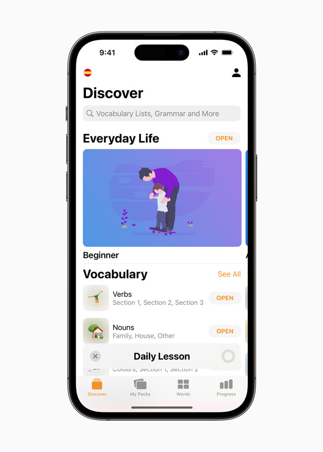 The Discover page within the LENGO app on iPhone 14 Pro shows vocabulary lessons and the topic of “Everyday Life.”