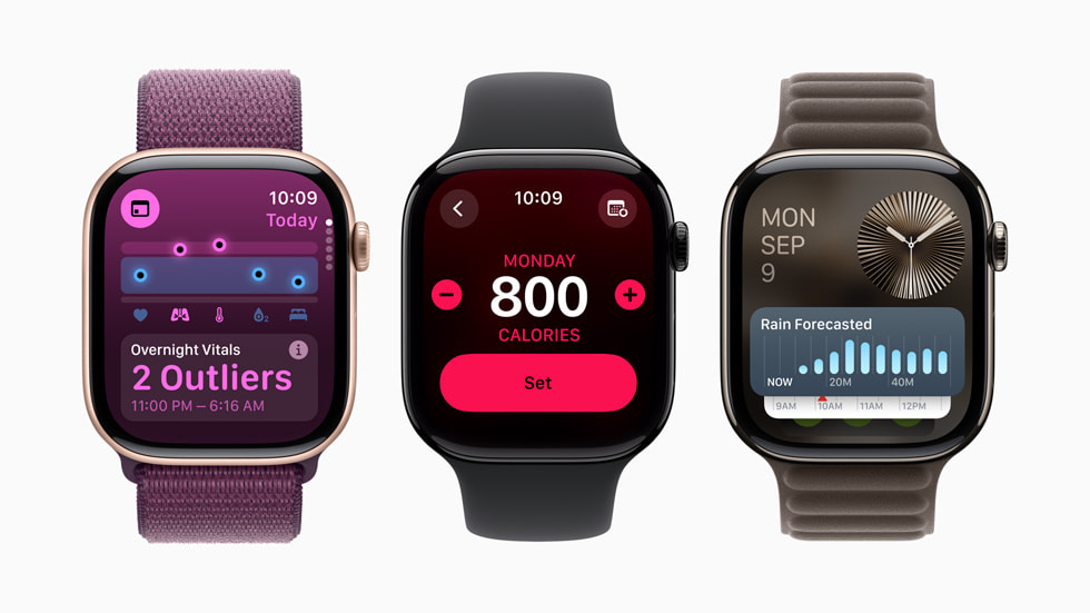 Tre Apple Watch Series 10 che mostrano gli aggiornamenti di watchOS 11, tra cui l’app Parametri Vitali e la Raccolta smart più intelligente.