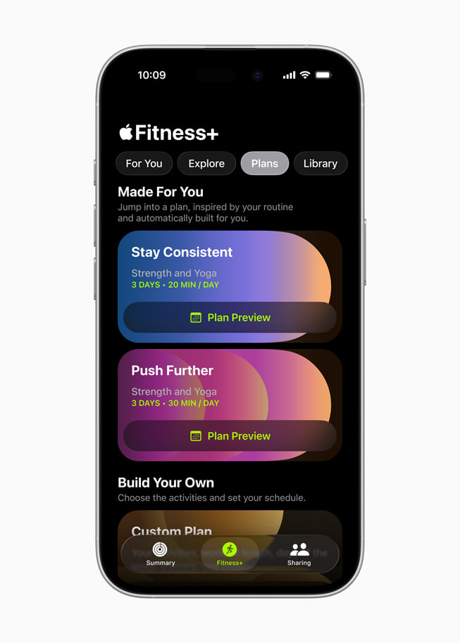 On iPhone 16 Pro, Apple Fitness shows the new Custom Plans feature.