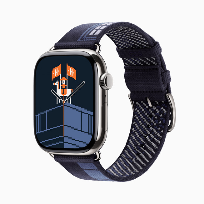 Apple Watch Hermès with the new Faubourg Party knit band.