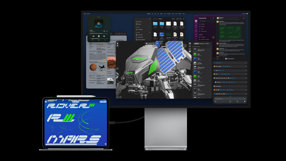 Un usuario trabaja con un monitor externo conectado al nuevo iPad Pro con chip M5.