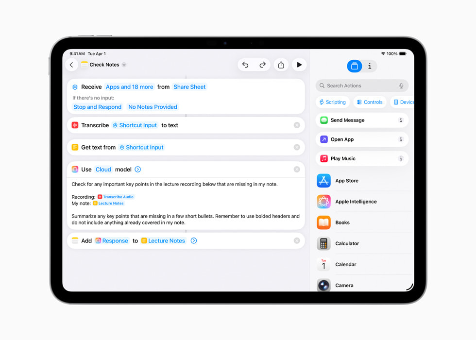 En användare skapar en genväg med namnet ”Check Notes” på iPad.