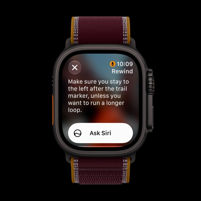 Displayed on Apple Watch Ultra 4, the Live Rewind feature shows a text snippet of a conversation about a running route.