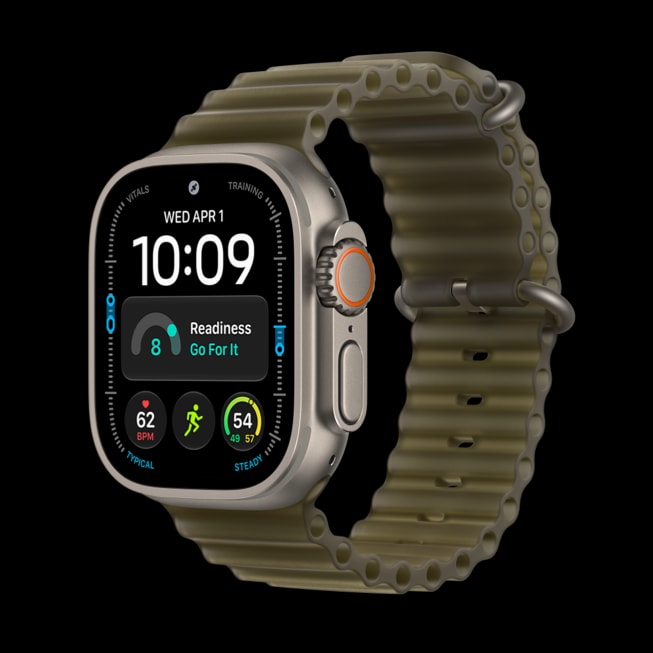 The natural titanium Apple Watch Ultra 4 with the Ocean Band in kelp.