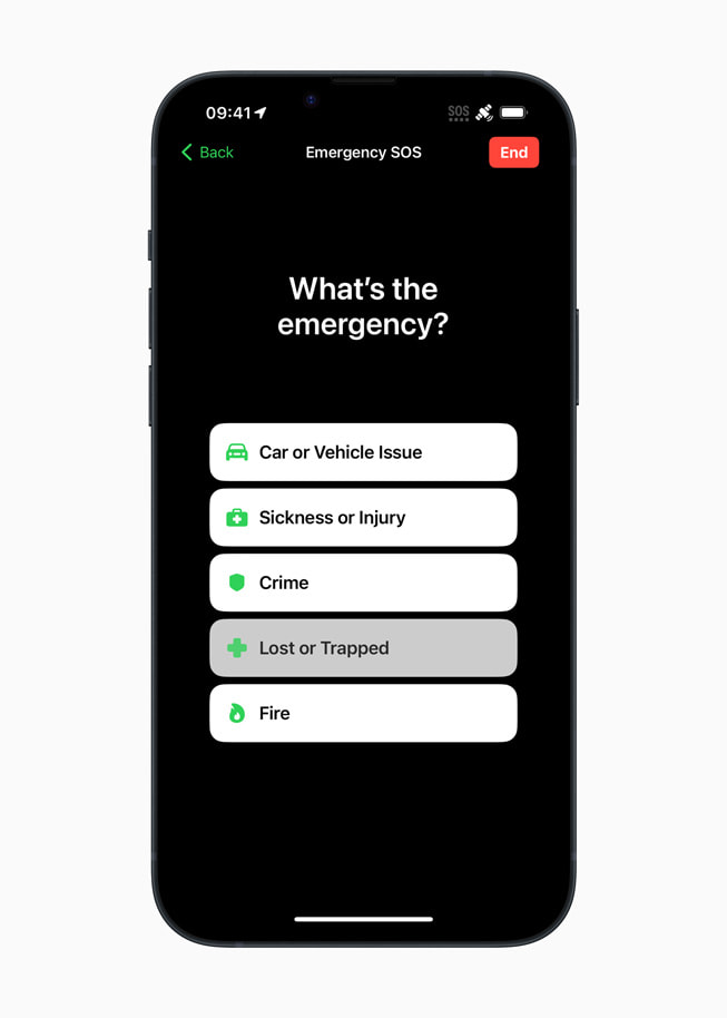 “What’s the emergency?” short questionnaire prompt on iPhone 14 Plus.