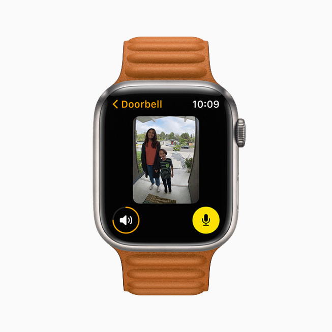 A view of a user’s HomeKit-enabled camera in Apple Watch Series 7 inside the Home app.