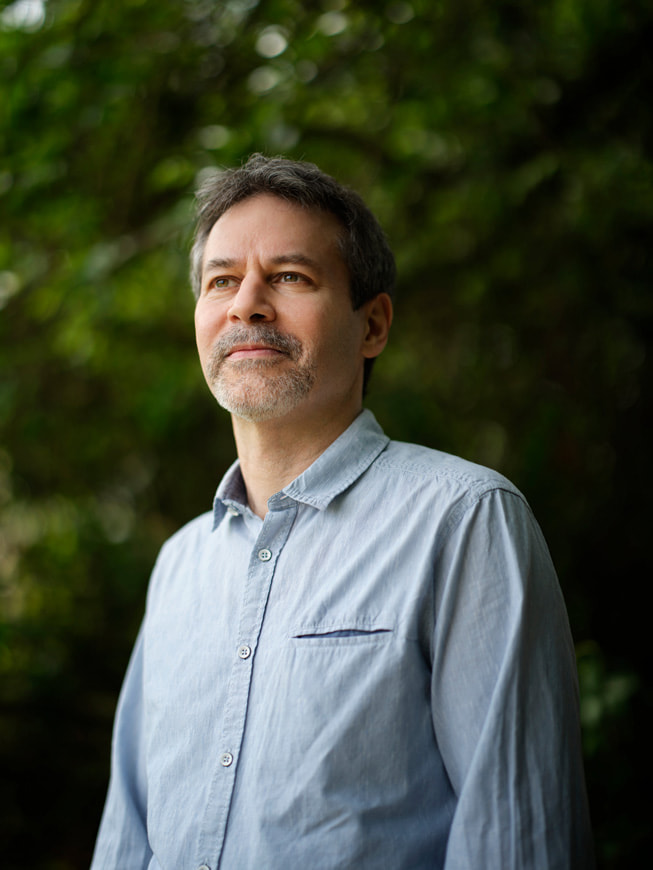 A portrait of David Niemeijer.