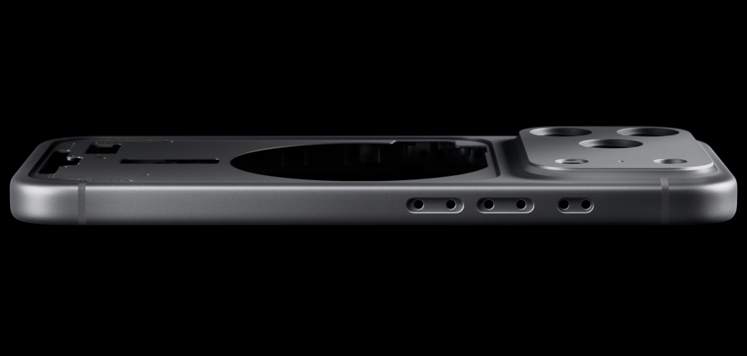 iPhone 17 Pro, tagakülg, ühes tükis vormitud unibody-alumiiniumkorpus