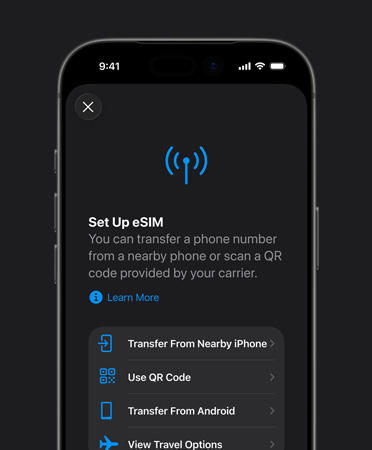iPhone 17 Pro, esikülg, kasutuses Set Up Cellular funktsioon telefoninumbri lihtsaks ülekandmiseks eSIM-ile