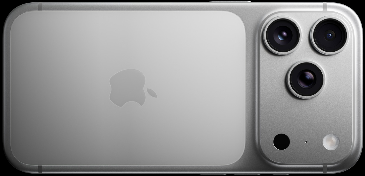 iPhone 17 Pro i farven sølv vist bagfra med Pro Fusion-kamerasystem, tre objektiver, mikrofon og blitz