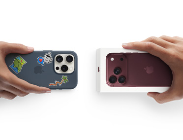 一隻手拿著外殼貼有貼紙的舊 iPhone，換取另一隻手上全新連包裝盒的布根地紅色 iPhone 18 Pro。